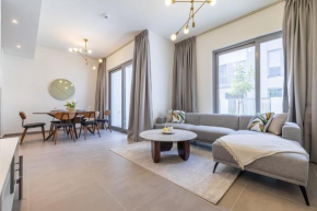 Exclusive Spacious Villa I Garden I Maid Room